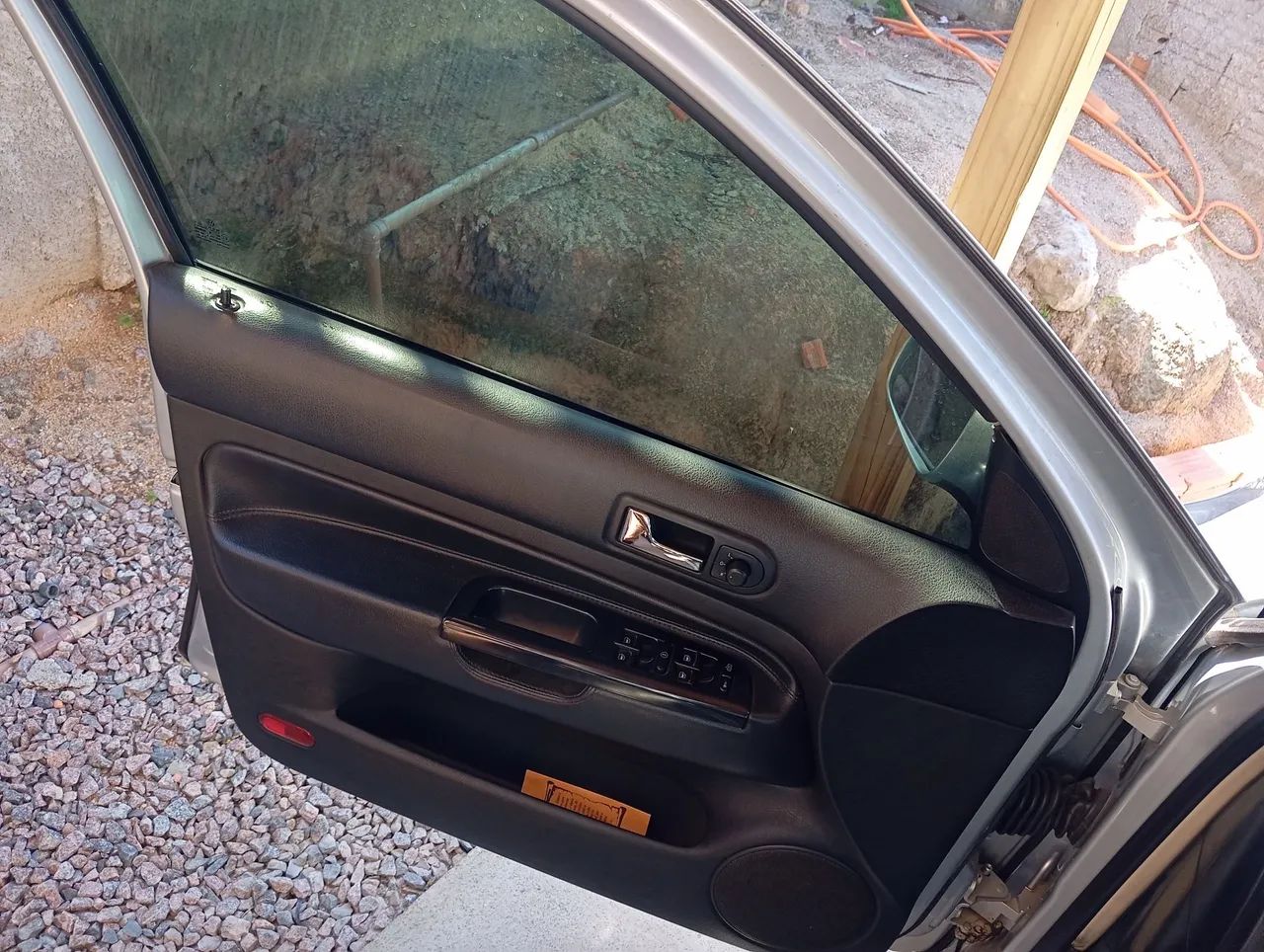 Volkswagen Golf Golf 1.6Mi/ 1.6Mi Gener./Black & Silver 2003