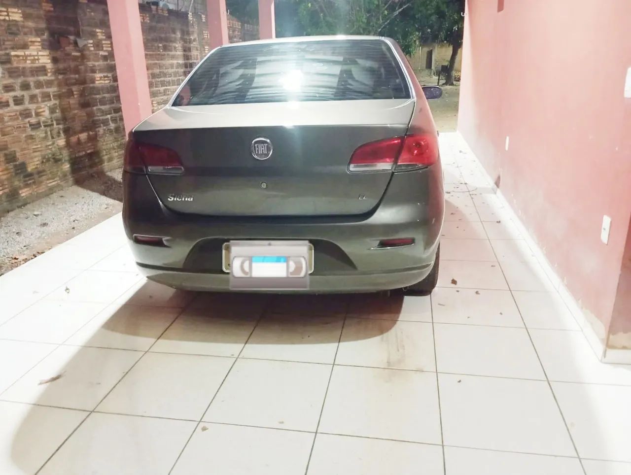 Fiat Siena EL 1.0 MPI Fire Flex 8V 4P 2010 - Foto 3