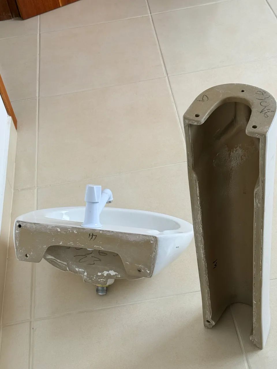 Pia pra banheiro - Foto 2