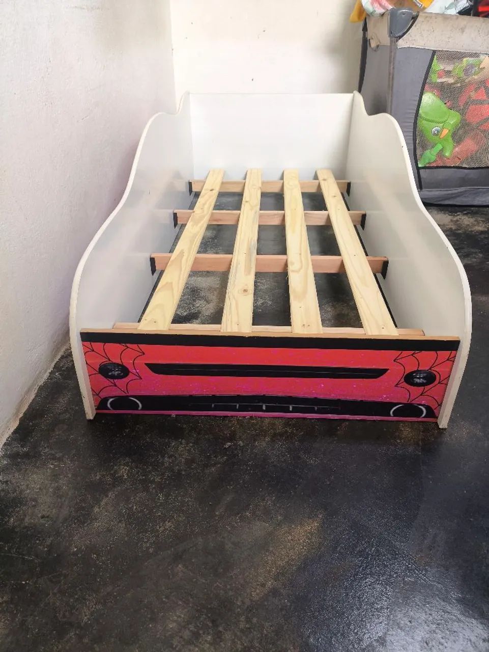 Cama Berço carro Homem Aranha Menino c/ colchão montessoriana Heróis  - Foto 2