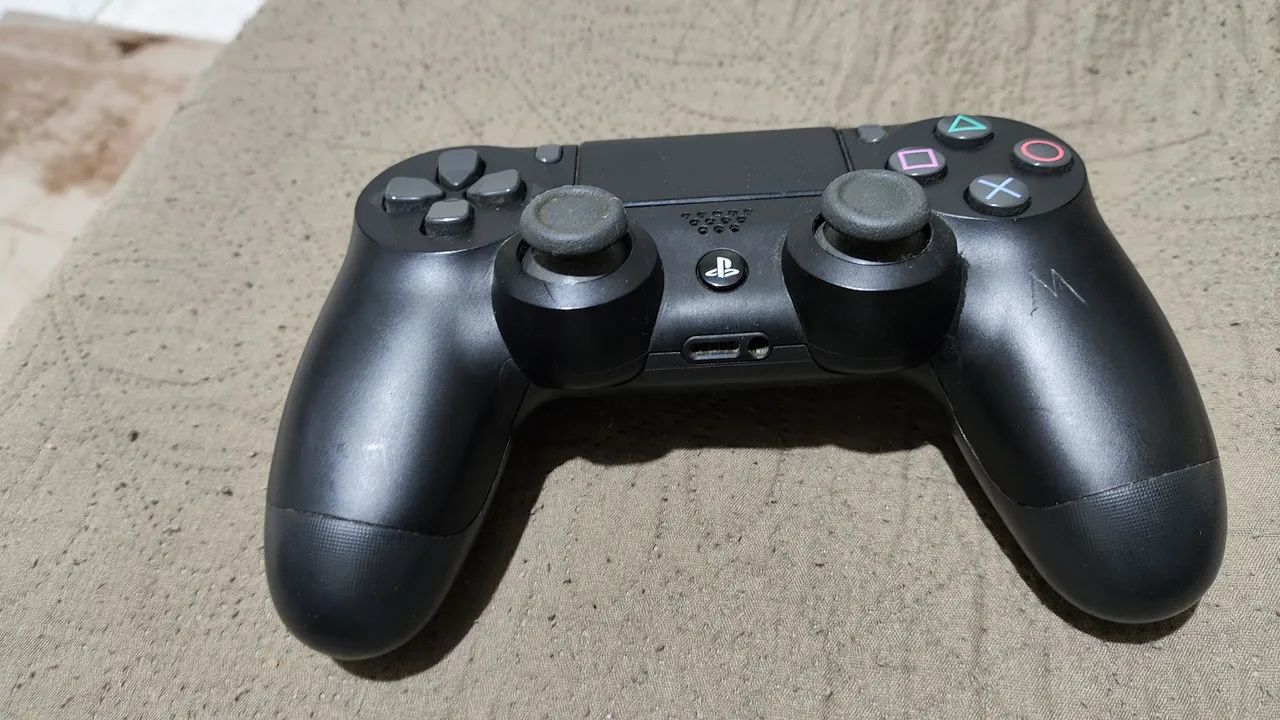 CONTROLE DE PS4 COM DRIFT - Foto 3
