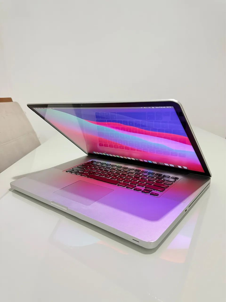 MacBook Pro 17 inch - Core i7 - 16Gb Ram - Estado de novo