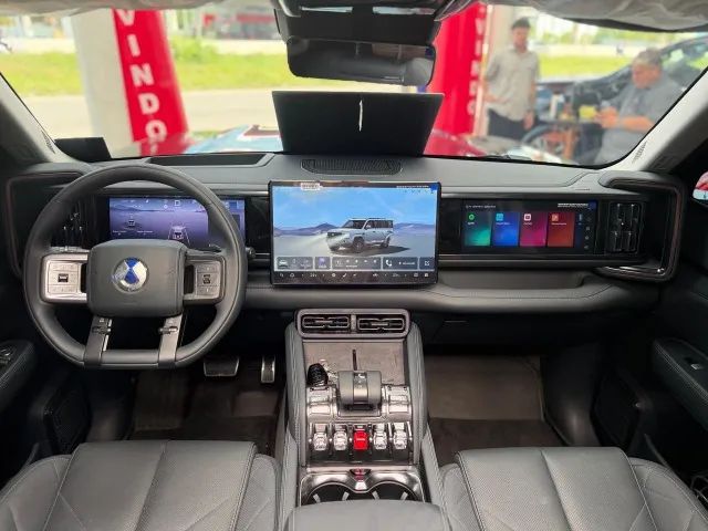 Denza B5 4WD, foto 7 de 20