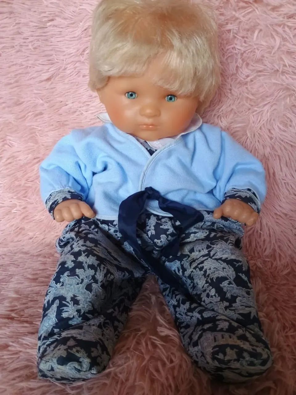 Boneca importada 