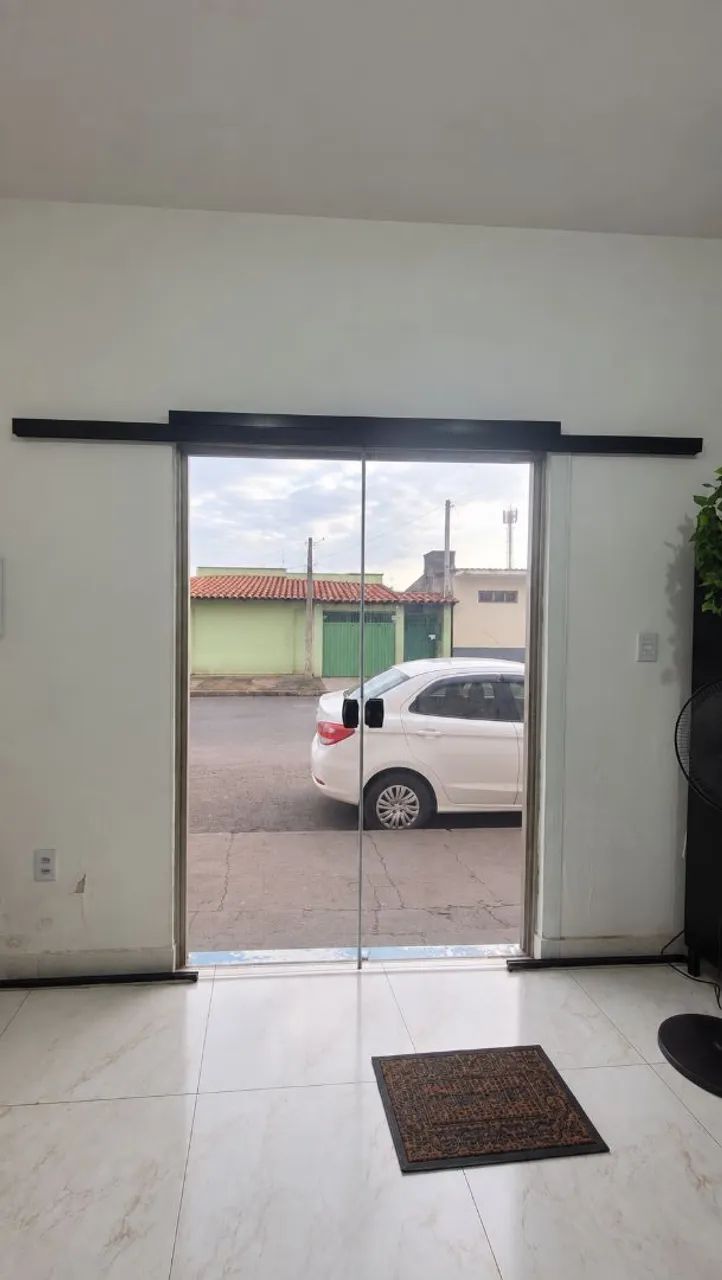 PORTA DE CORRER DE VIDRO 