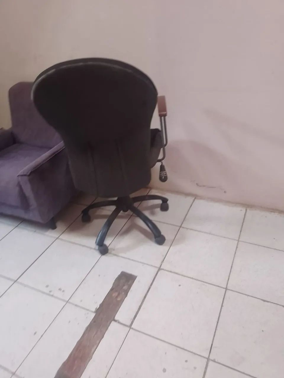 Vendo uma cadeira de computador  - Foto 2