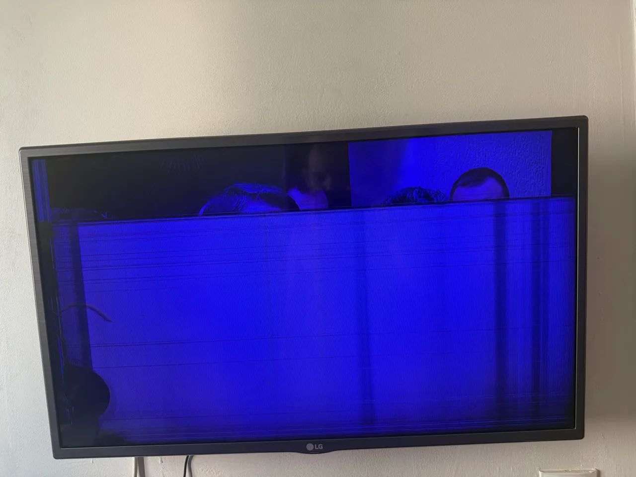 TV LG 32 polegadas - Peças  - Foto 4