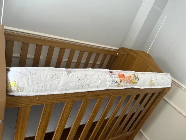 Berço infantil MDF com capitonê NOVO - Nunca usado - Foto 5