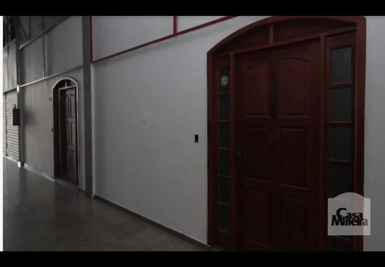 Sala comercial 4 ambientes e 64m2 próx ao centro - Foto 3