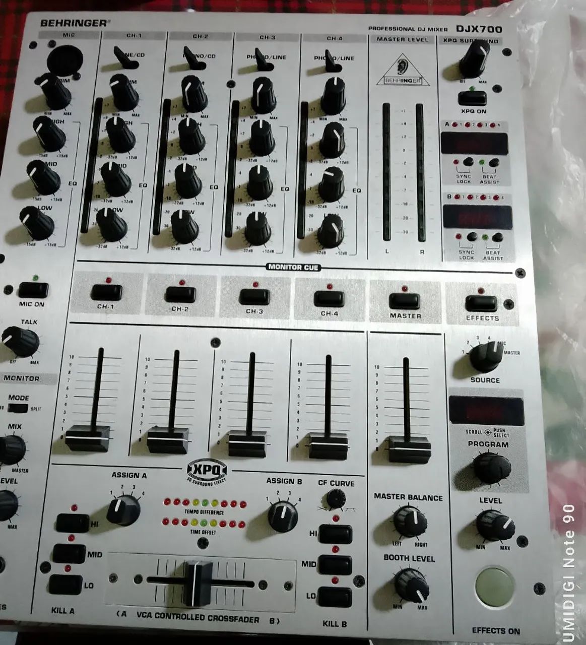 MIXER BEHRINGER DJX700