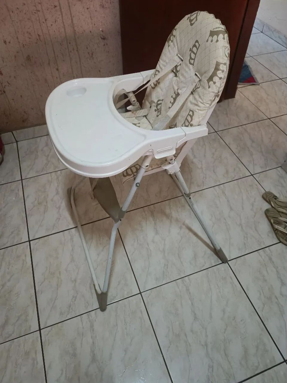 Cadeira de alimentação infantil  - Foto 3