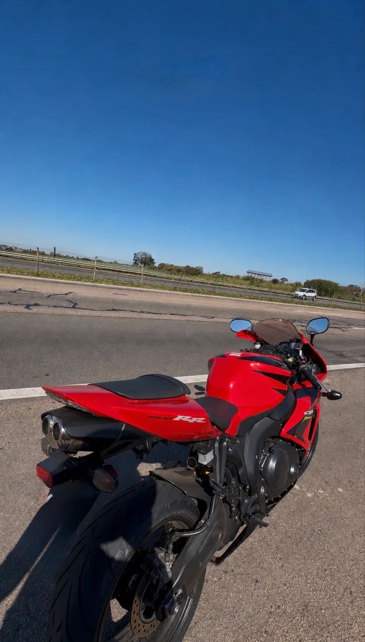 Fireblade 1000 RR CBR - Foto 3