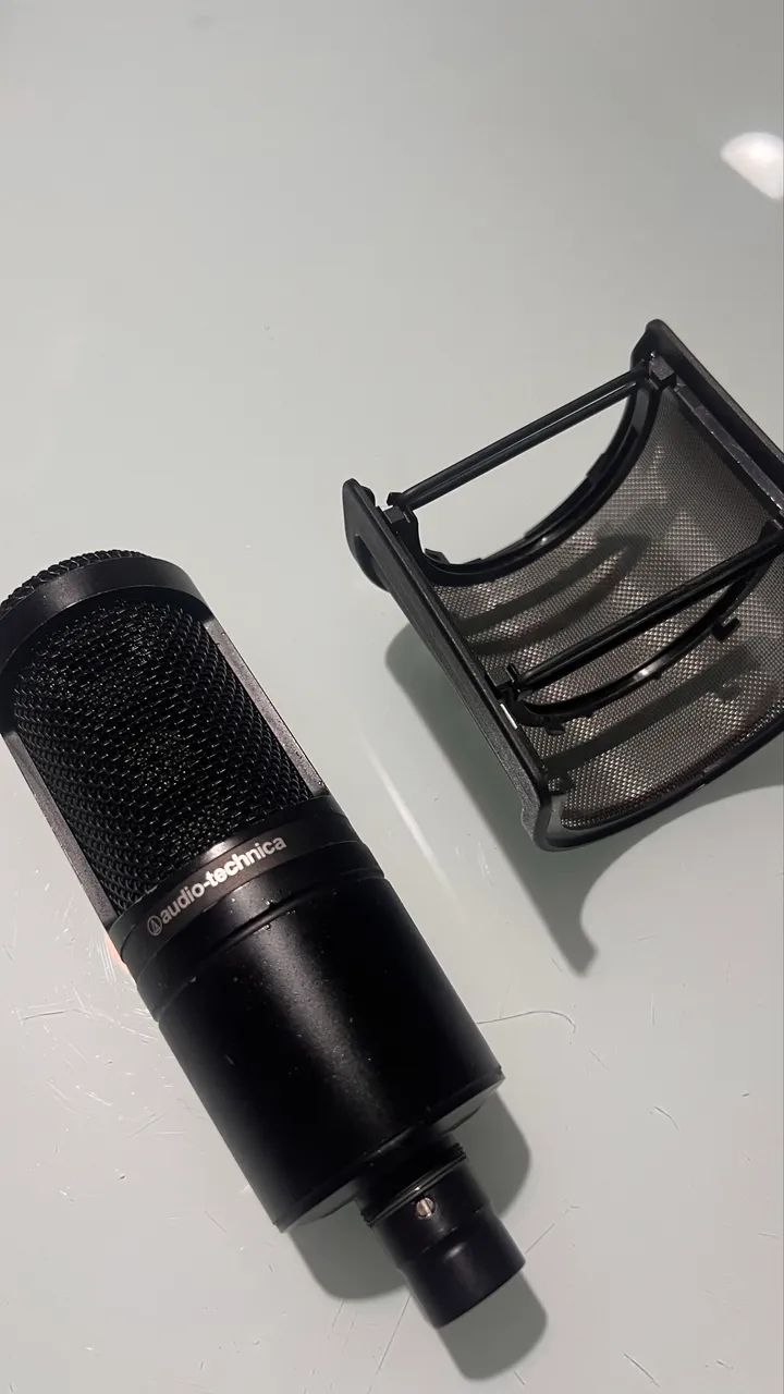 MICROFONE PROFISSIONAL CONDENSADOR AT2020 - AUDIO TECHNICA 