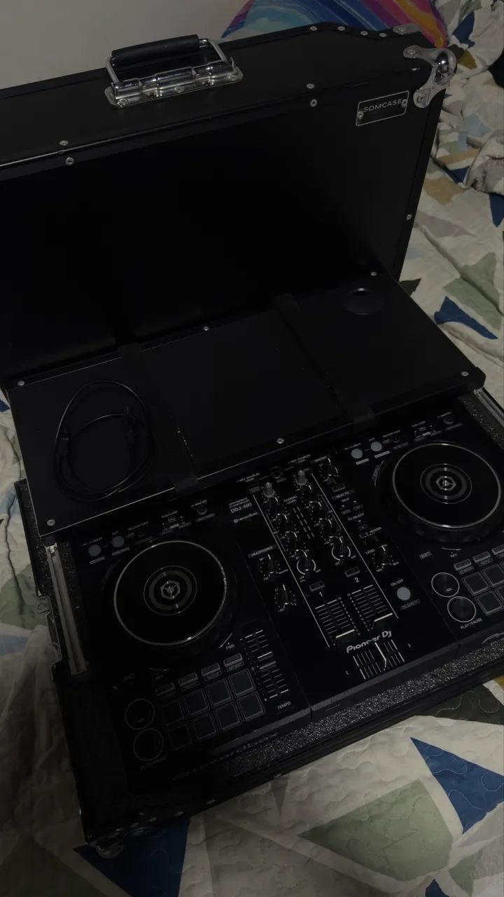 VENDO CONTROLADORA DDJ-400 - Foto 2