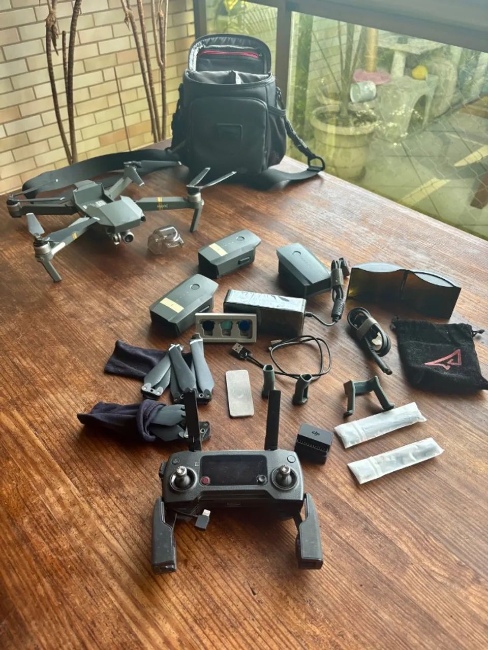 ? DJI Mavic Pro Fly More - KIT COMPLETO ?  Drone em excelente estado, muito bem cuidado,