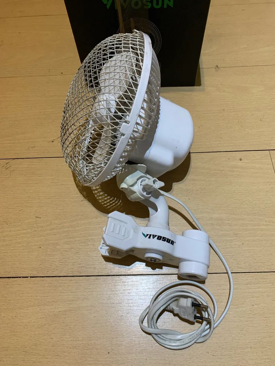 Ventilador branco  Vivosun 110V - Foto 2