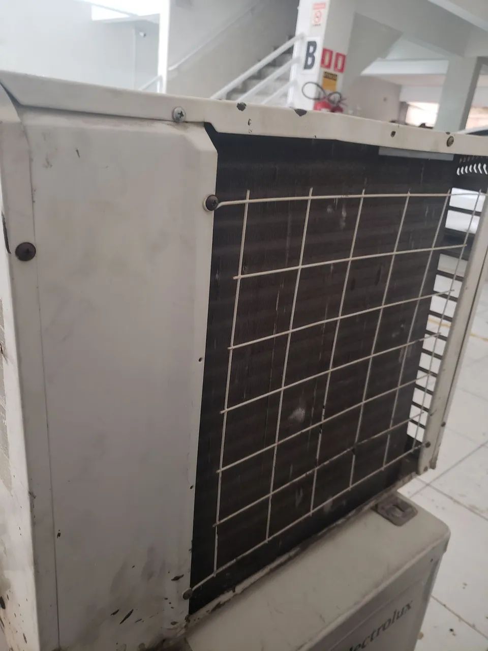 Condensadora york 9mil btu - Foto 3