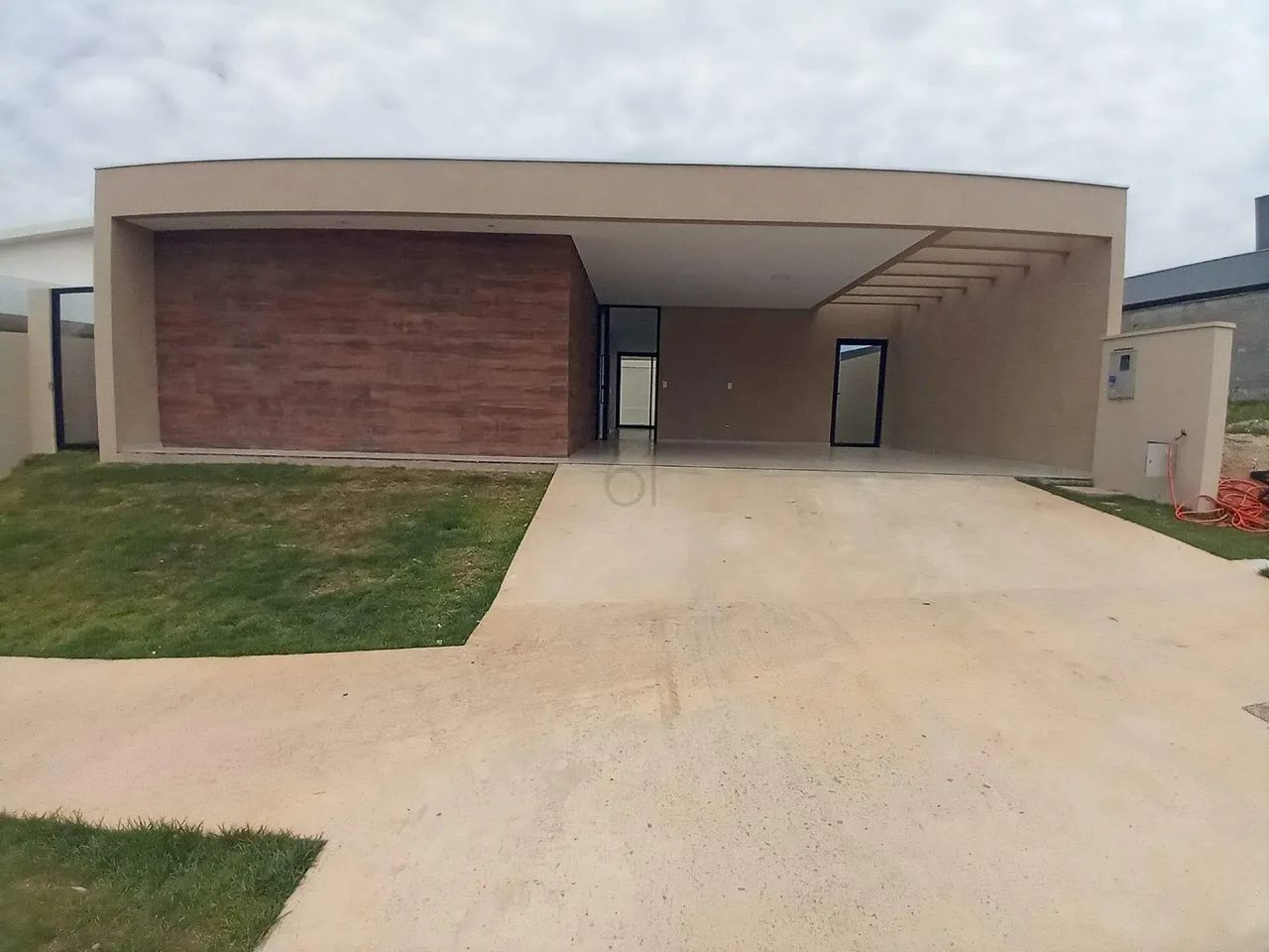 Casa Térrea no Condomínio Damha 2