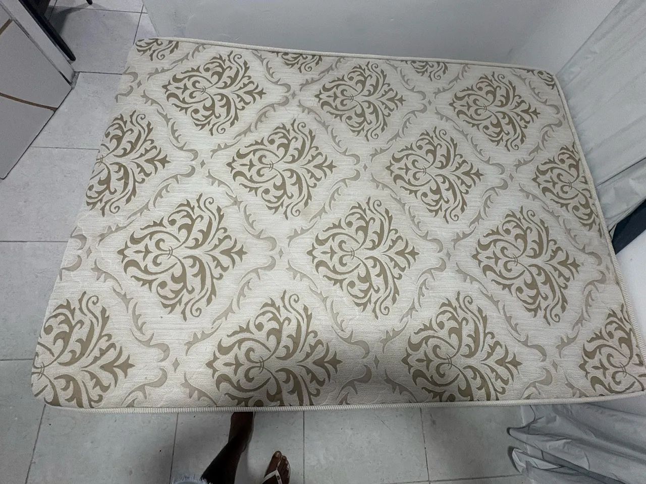 Cama  queen ( 1,58 x  1,98 )  - Foto 4