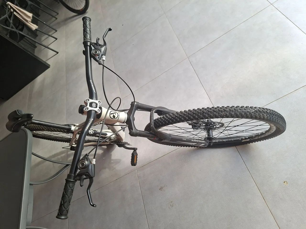 Bicicleta aro 29 Robust 