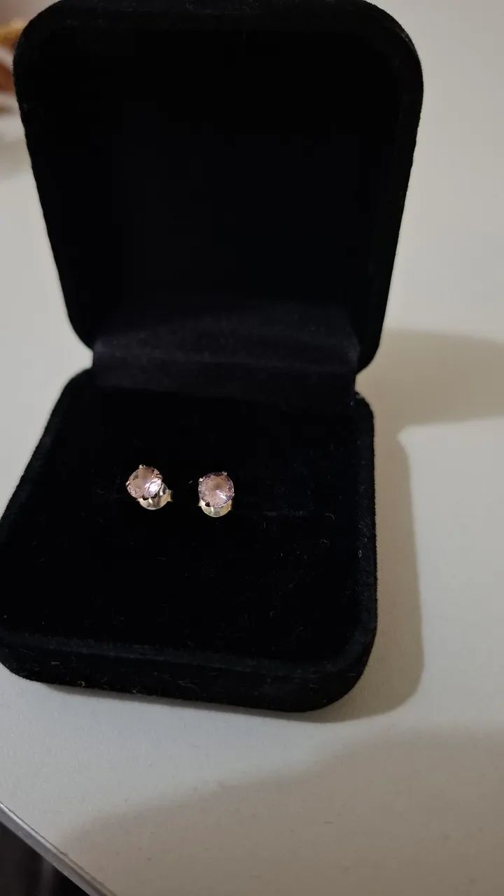 Brinco Ponto de Luz Rosa Claro Prata 925