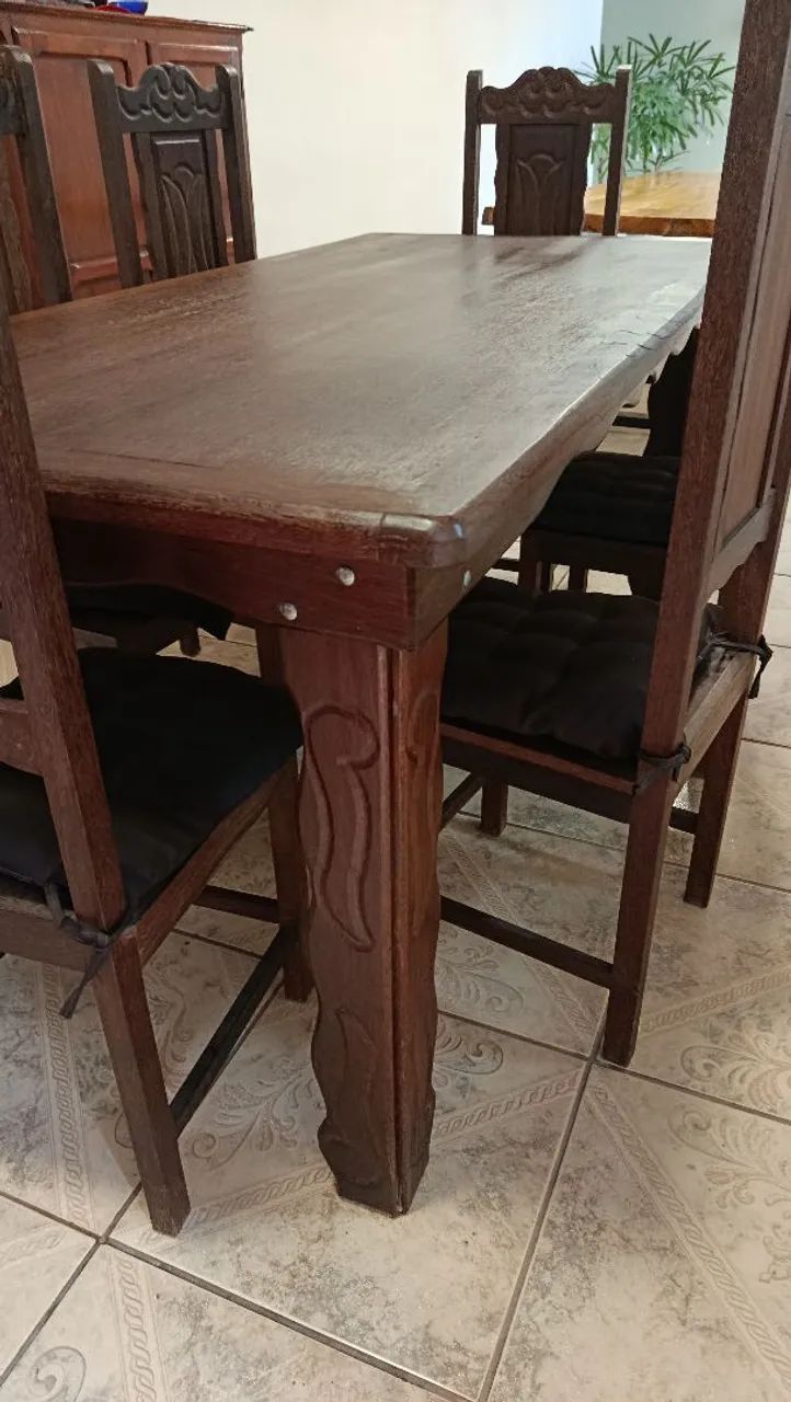 Mesa de sucupira com 6 cadeiras - Foto 2