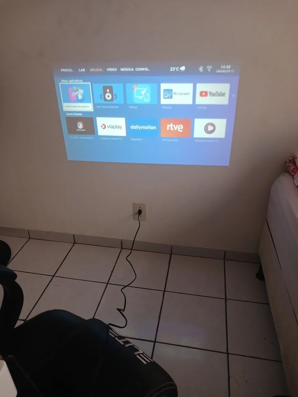 Projetor Portátil Conexão Fácil Bluetooth Wifi Android - Foto 3