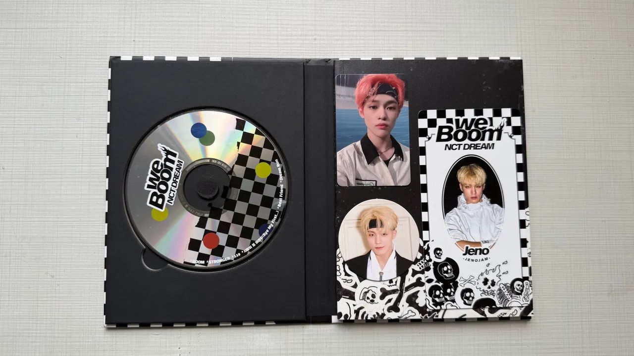 Álbuns do NCT com Photocard  - Foto 4