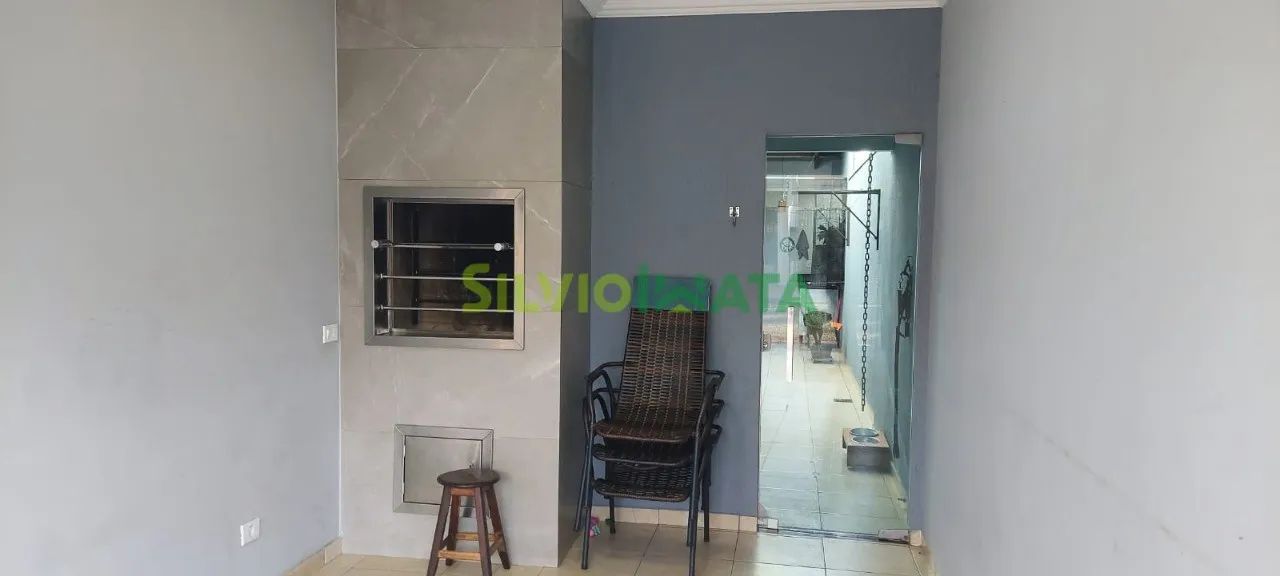 Casa a venda no bairro Jardim Paris - Maringá/PR - Foto 4
