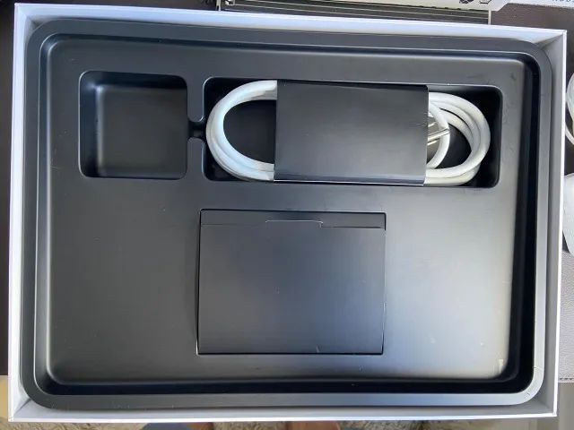 MacBook Air 13? i5 8GB 128GB + Magic Mouse 2 | Completo na Caixa