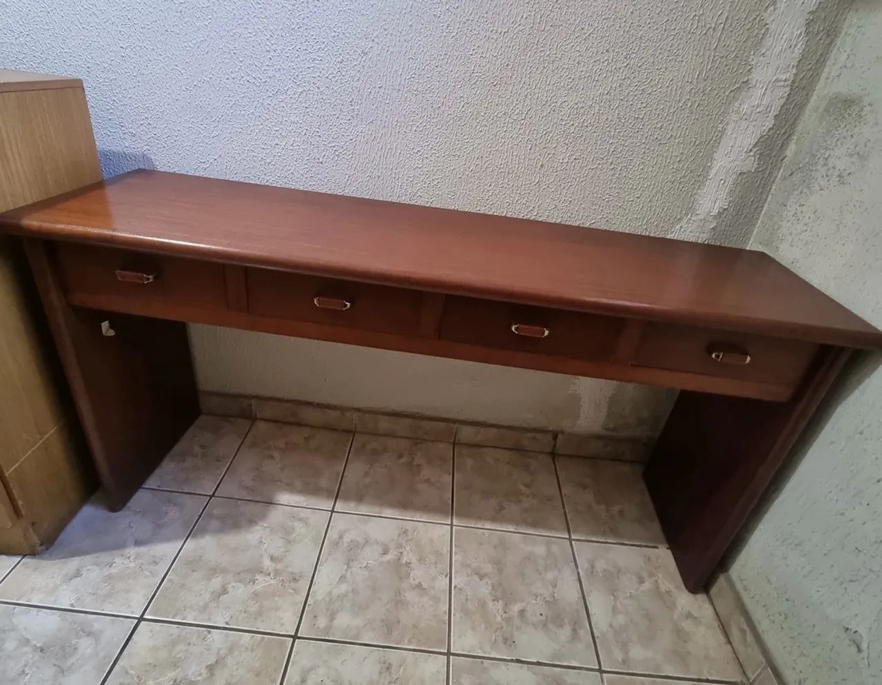 APARADOR EM MOGNO MACIÇO  - Foto 4