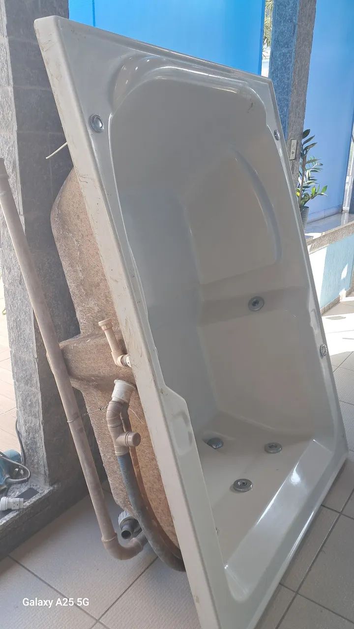 BANHEIRA DUPLA DE HIDROMASSAGEM  COM BOMBS E AQUECEDOR . - Foto 3