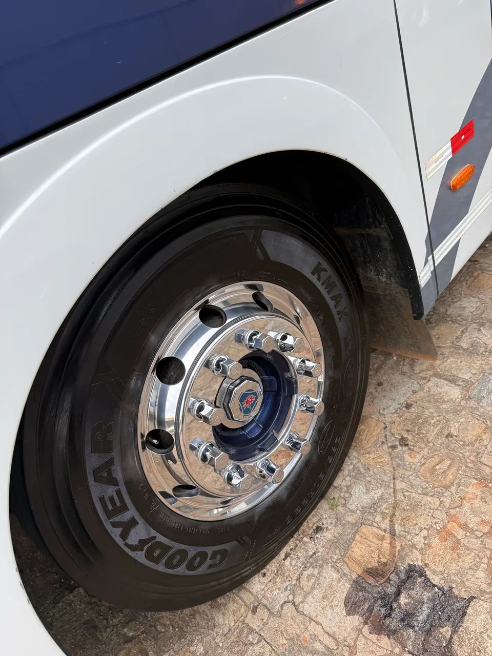 Ônibus Comil  - Foto 3