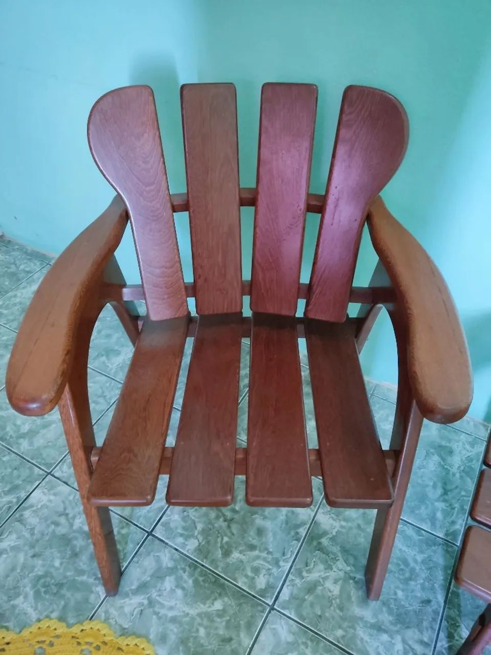 Conjunto de cadeiras e mesa madeira rústica  - Foto 2