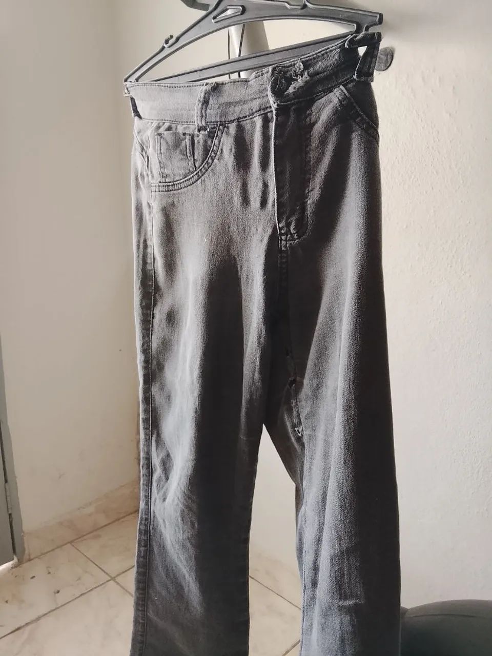 Calça jeans cinza Tam 38
