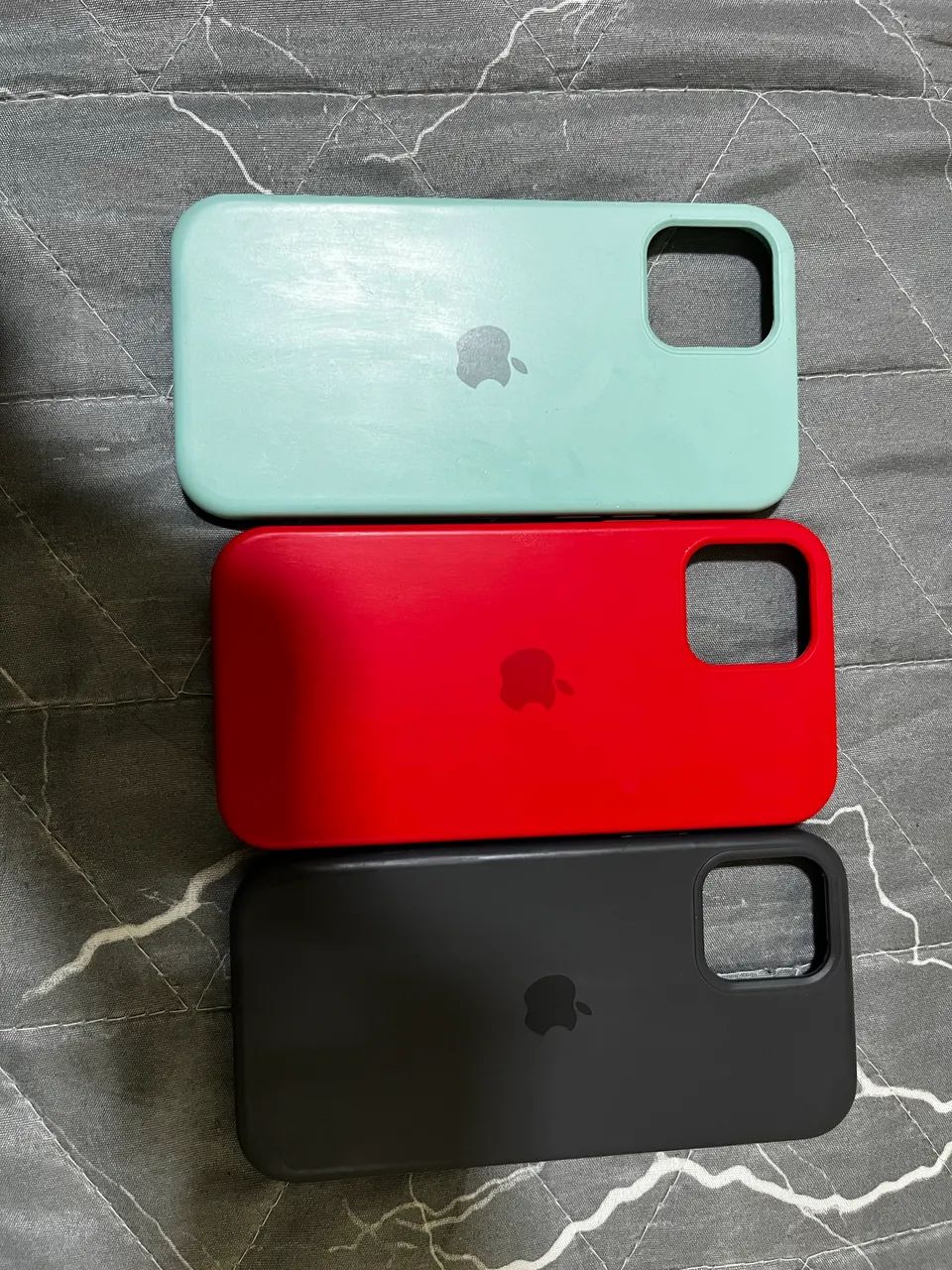 Capas de Iphone 12 - 3 peças (vermelho, cinza e ciano) - Foto 2