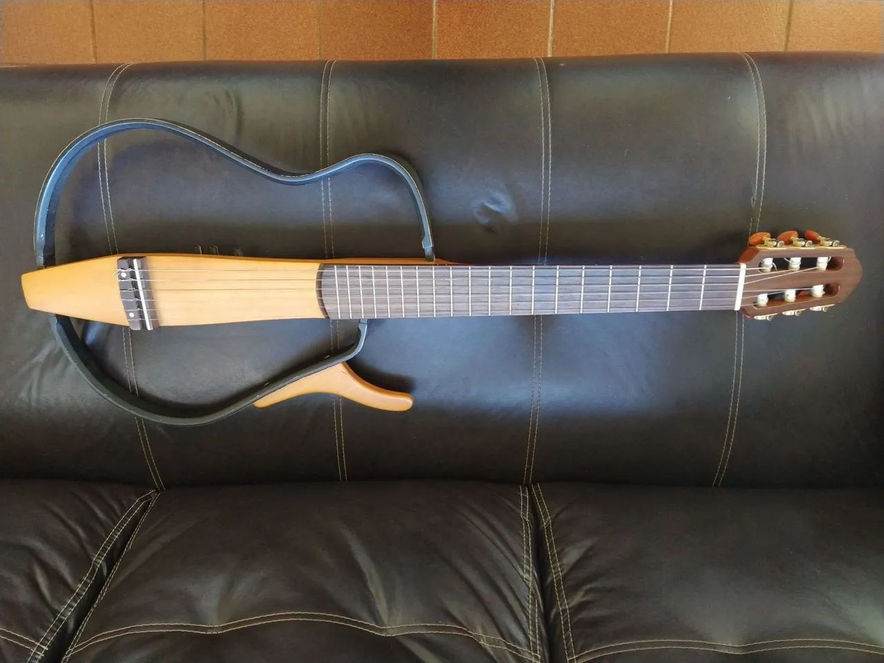 Violão Yamaha Silent SLG100N