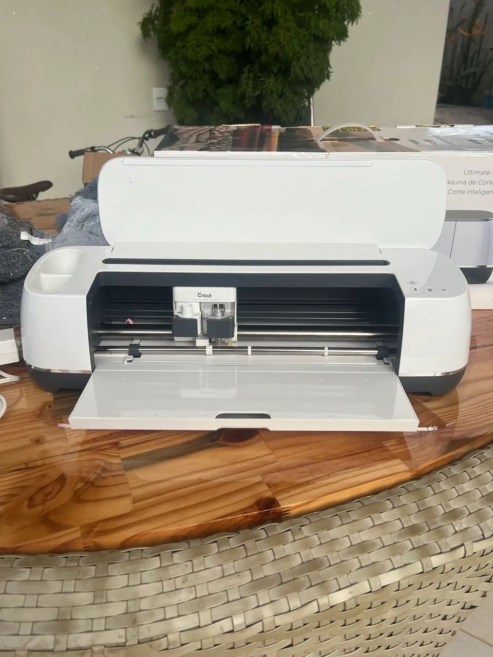 Vende-se máquina de cor inteligente Cricut  Maker - Foto 2