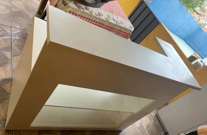 Balcão em L frente de vidro - Foto 3