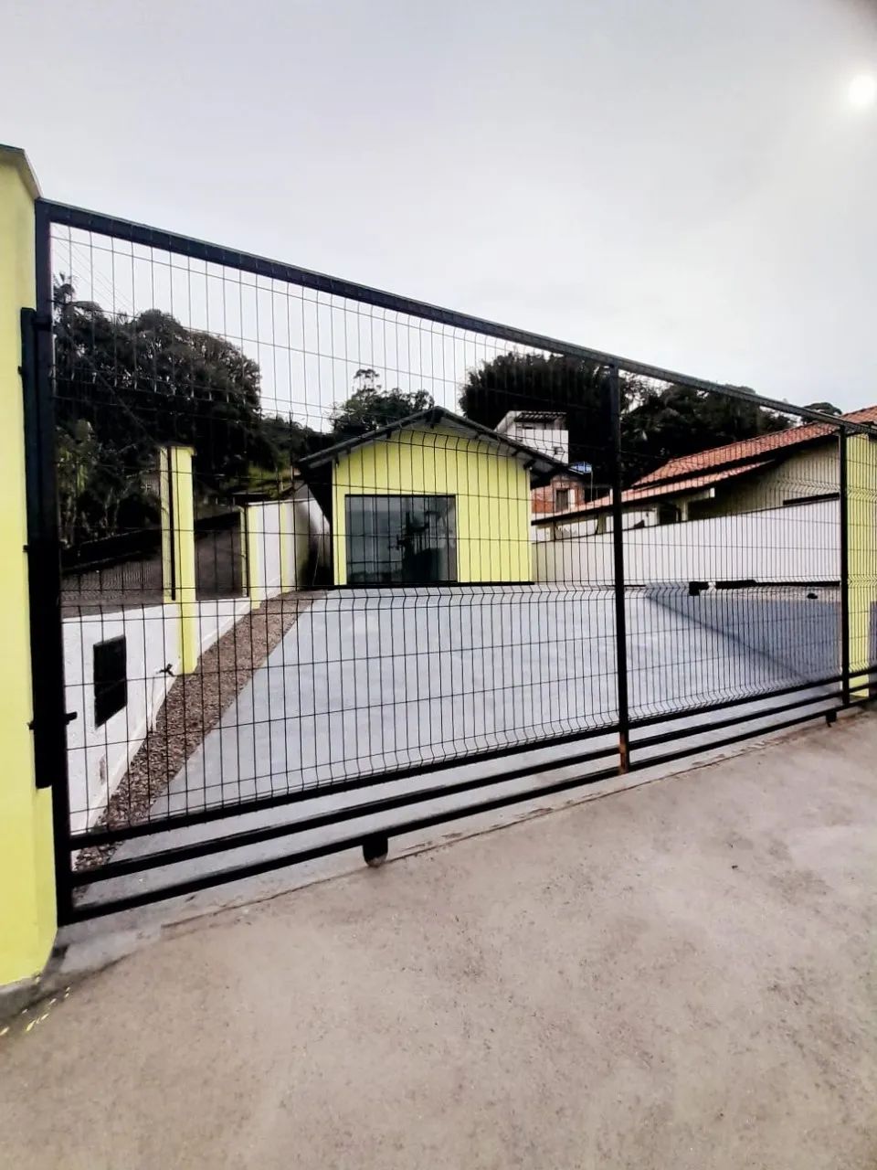 Sala Comercial no Bairro Universitario - Biguaçu