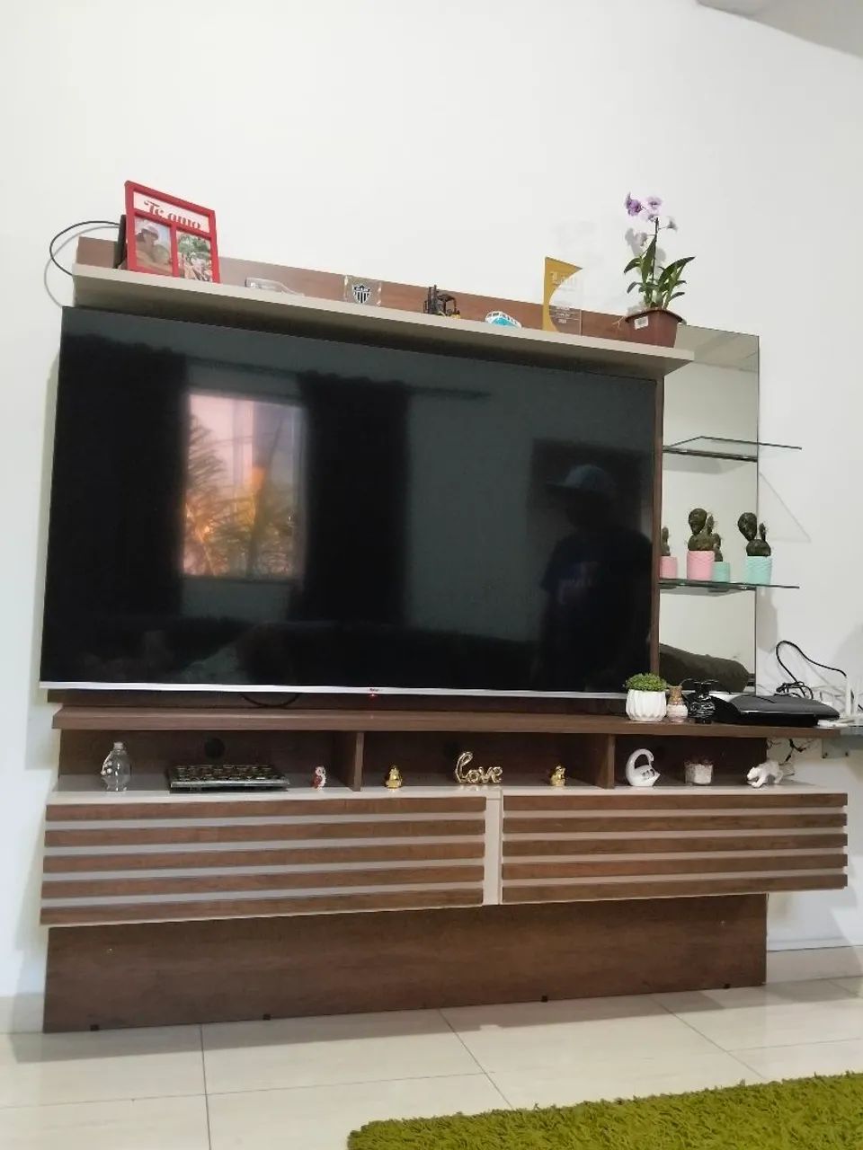 Vendo tv Philco 65 polegadas 4k doby e Qled,está com os leds queimado ideal pra tirar peca - Foto 2
