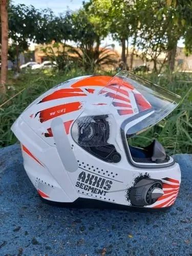 Capacete axxis segment