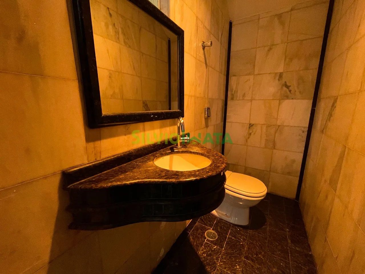EXCELENTE SOBRADO, 04 QUARTOS SENDO 01 SUÍTE PARA MORAR, PRÓXIMO BOSQUE II, ZONA 02 - Foto 5
