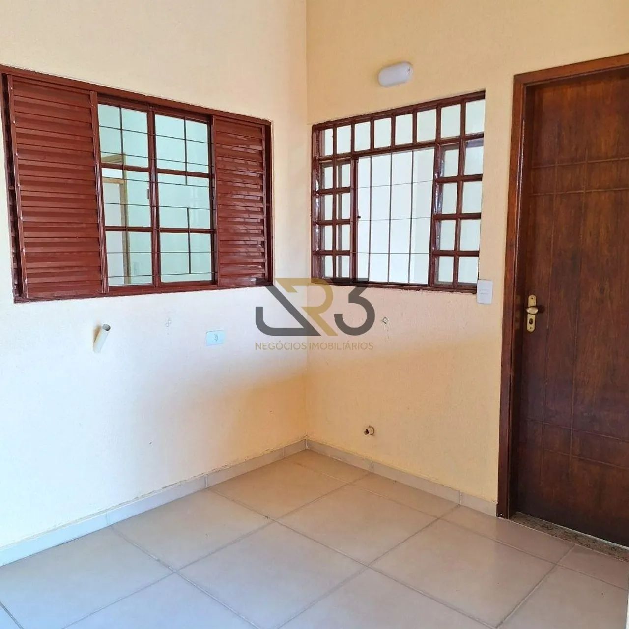 Casa à venda com 3 dormitórios no Jardim Columbia em Londrina - Foto 4