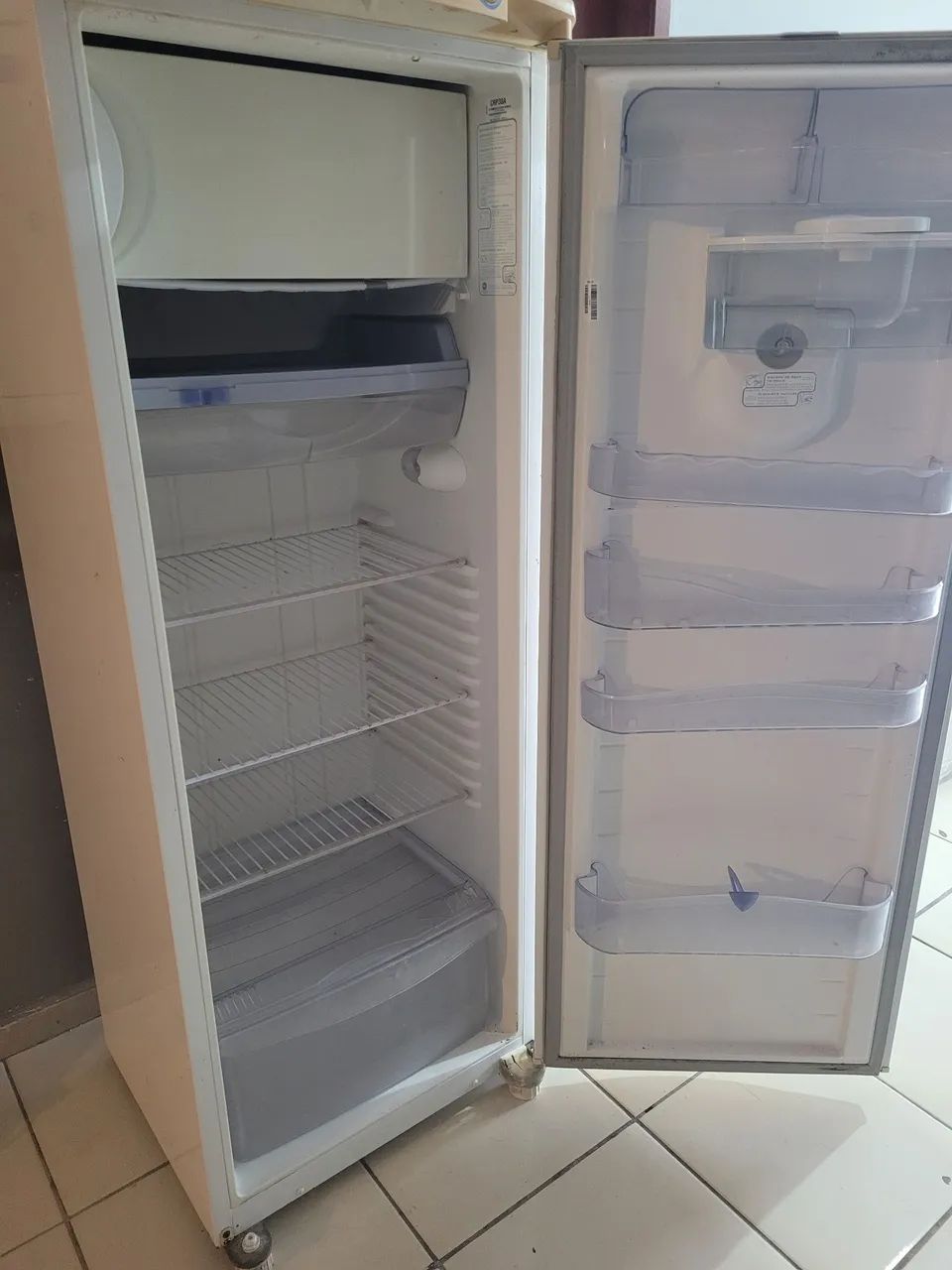 Geladeira Consul 380 lts - Foto 4