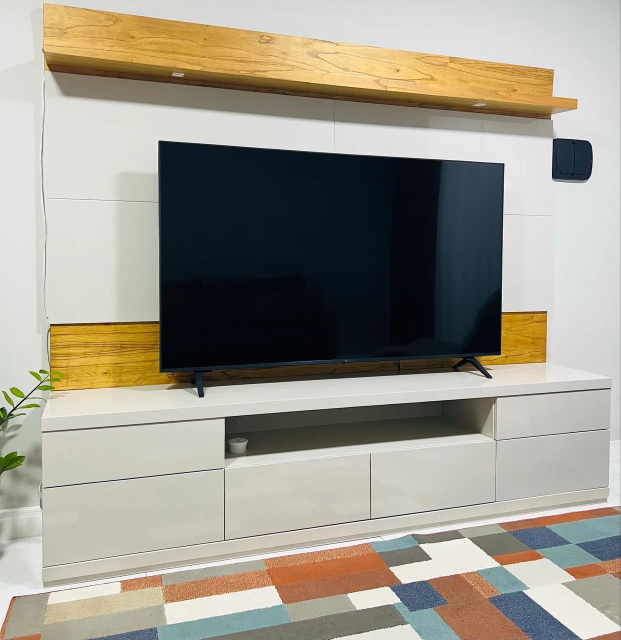 Home e Painel/ Madeira com Laca  - Foto 2