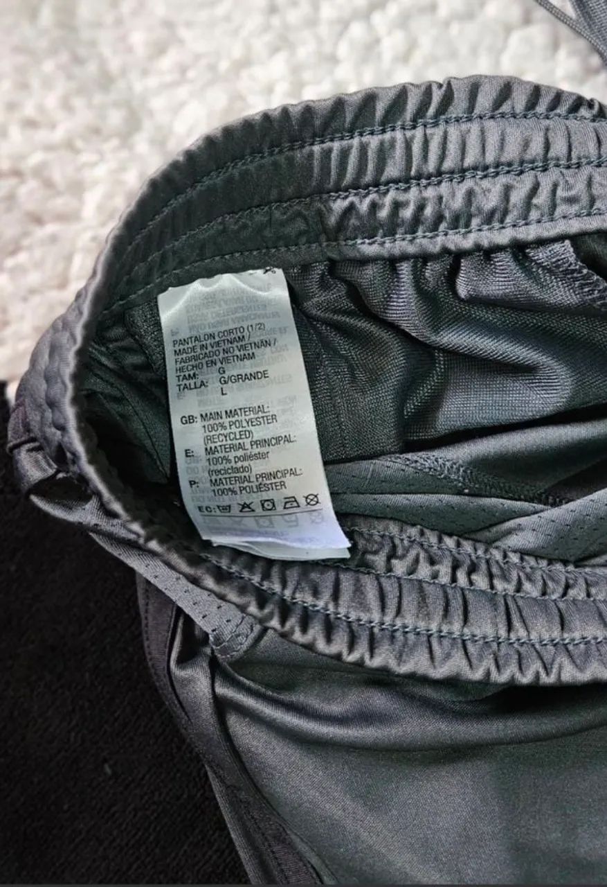 Bermuda Adidas 3 listras ORIGINAL - Foto 4