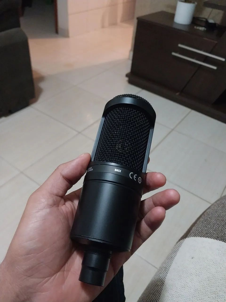 Microfone condensador AT2020 - Foto 2