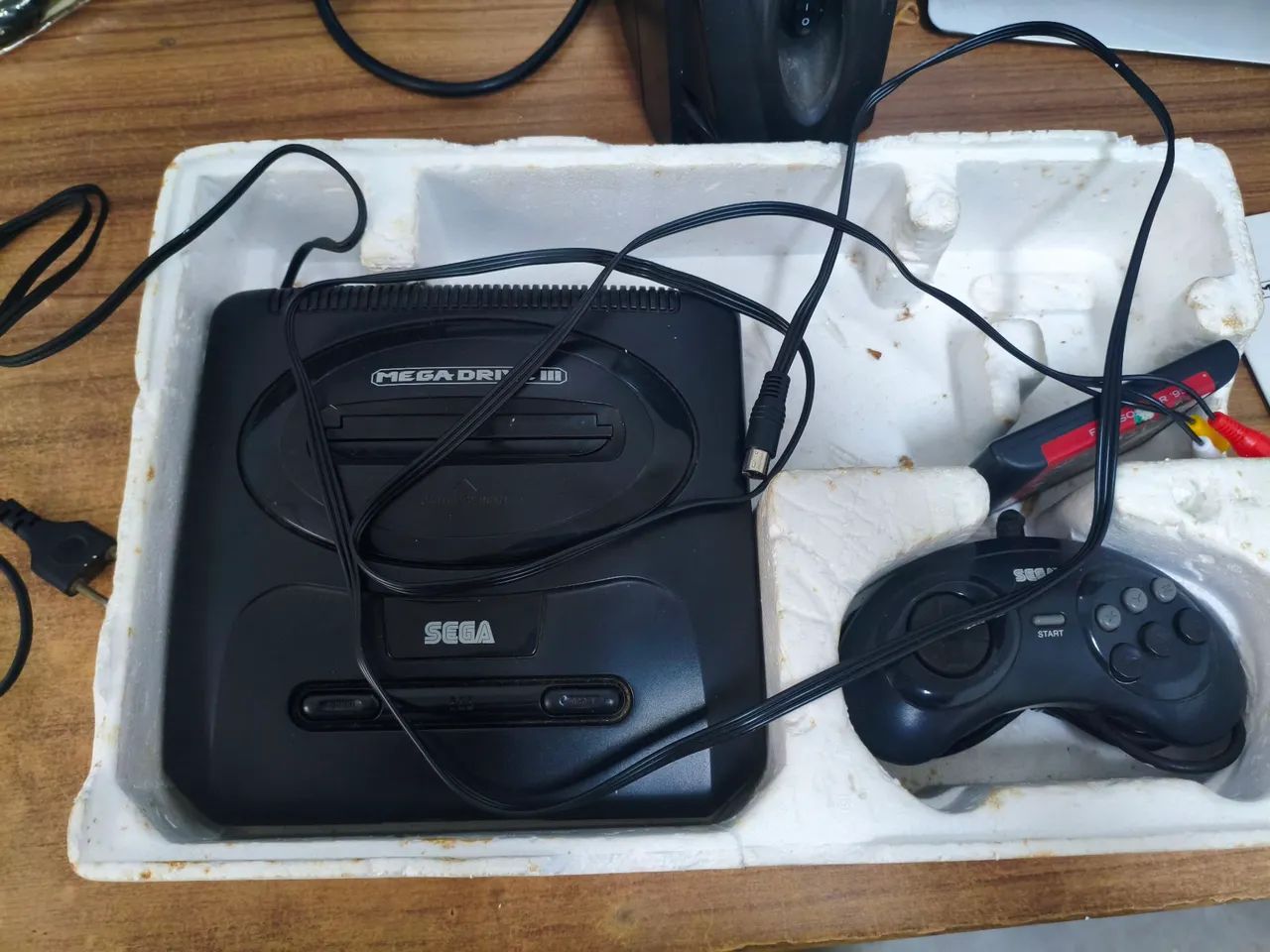 Mega drive 3 com caixa - Foto 2
