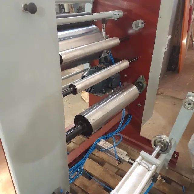 Rebobinadeira de Filme Stretch Mod GRF-520  - Foto 3
